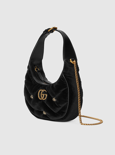 高仿Gucci包包|GG Marmont半月造型迷你手袋 天鹅绒质感