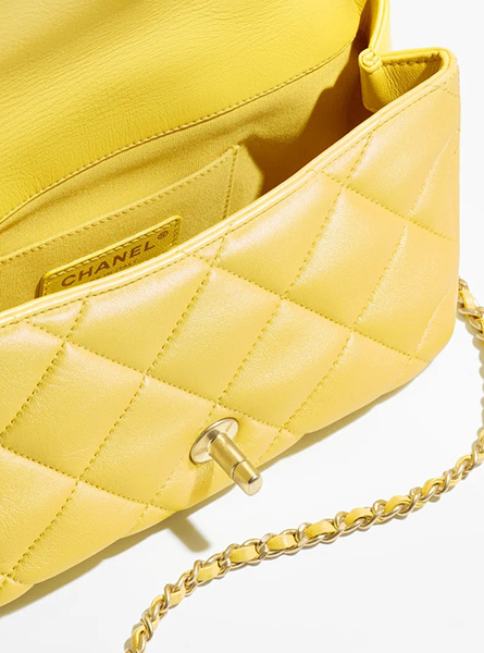 高仿Chanel女包 | 香奈儿2024新款包包 小羊皮+人造珍珠黄色小号口盖包链条包