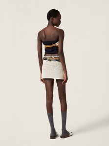 MIUMIU高仿女装 | 缪缪A货服装  2025夏季MIUMIU新款 中性色 棉质和绒面皮革迷你裙
