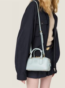 高仿MIUMIU包包 | A货缪缪包包 2025夏季MIUMIU新款 湖蓝色 Arcadie皮革手袋