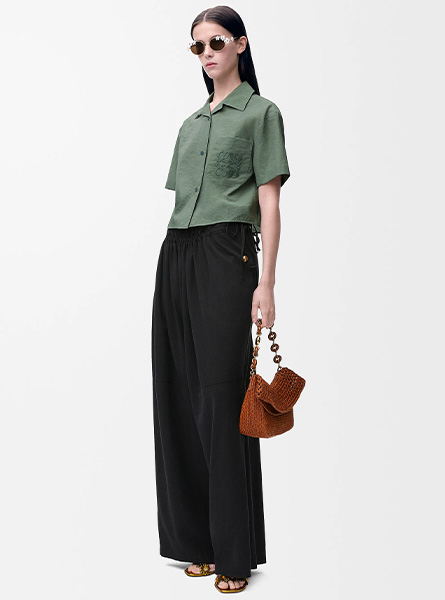 LOEWE高仿女装 | 罗意威A货服装  2025夏季LOEWE新款 棉质混纺短袖衬衫