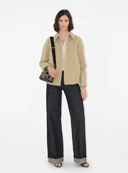 高仿BURBERRY包包 | A货巴宝莉女包 2025夏季新款 顶部提柄 Note 包