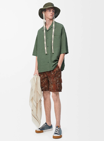 LOEWE高仿男装 | 罗意威A货服装  2025夏季LOEWE新款 粘胶纤维和亚麻短袖衬衫