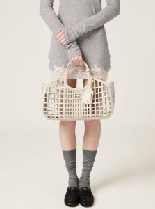 高仿MIUMIU包包 | A货缪缪包包 2025夏季MIUMIU新款 粉笔白皮革篮子