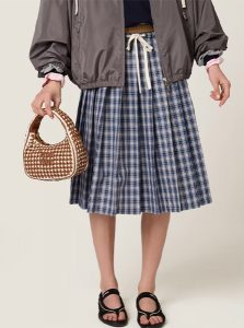 高仿MIUMIU包包 | A货缪缪包包 2025夏季MIUMIU新款 干邑色 Wander皮革手袋