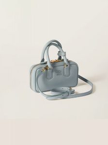 高仿MIUMIU包包 | A货缪缪包包 2025夏季MIUMIU新款 湖蓝色 Arcadie皮革迷你手袋