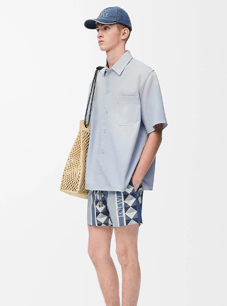 LOEWE高仿男装 | 罗意威A货服装  2025夏季LOEWE新款 Anagram 棉质短袖衬衫