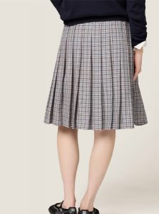 MIUMIU高仿女装 | 缪缪A货服装  2025夏季MIUMIU新款 飞行员蓝 褶皱格纹裙