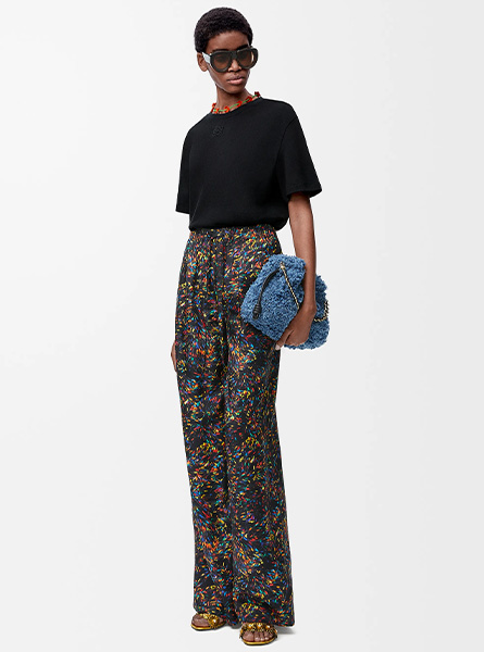 LOEWE高仿女装 | 罗意威A货服装  2025夏季LOEWE新款 棉质钩织 T 恤