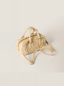 高仿MIUMIU包包 | A货缪缪包包 2025夏季MIUMIU新款 金盏花色Arcadie matelassé软羊革手袋