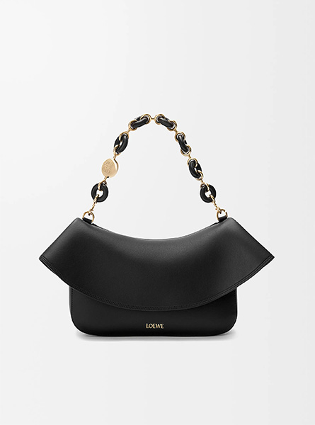 高仿LOEWE包包 | A货罗意威女包 2025早秋新款 黑色中号光滑牛皮革 Ola 手袋