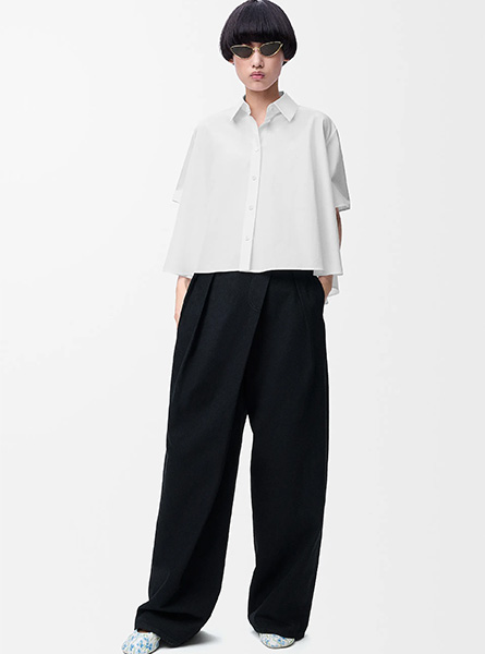 LOEWE高仿女装 | 罗意威A货服装  2025早秋LOEWE新款 白色棉质短袖梯形衬衫