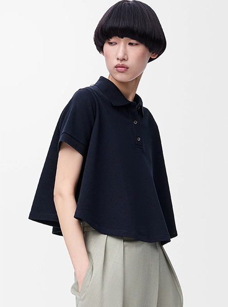 LOEWE高仿女装 | 罗意威A货服装  2025早秋LOEWE新款 深海军蓝棉质梯形 Polo 衫