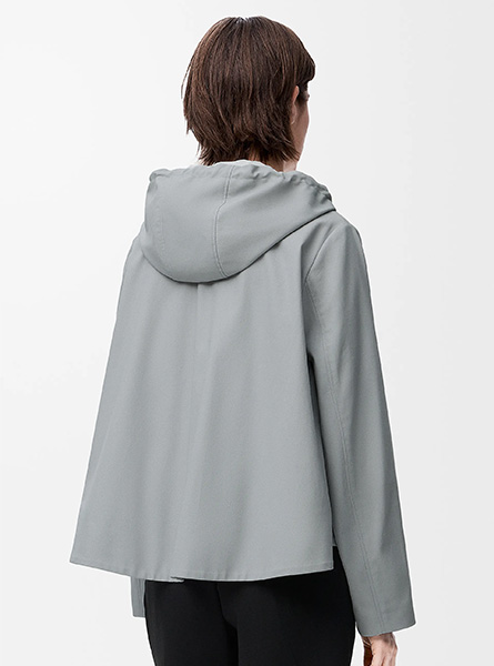LOEWE高仿女装 | 罗意威A货服装  2025早秋LOEWE新款 浅灰色棉质连帽夹克