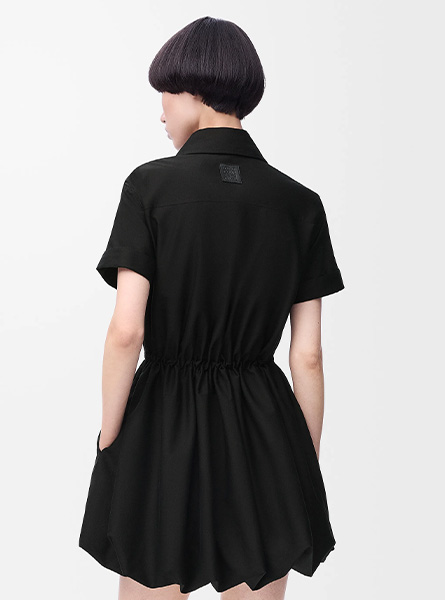 LOEWE高仿女装 | 罗意威A货服装  2025早秋LOEWE新款 黑色棉质和丝绸短袖连衣裙