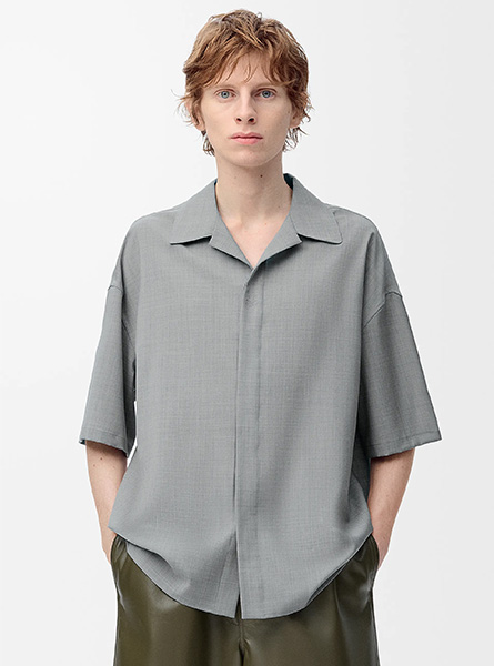 LOEWE高仿男装 | 罗意威A货服装  2025早秋新款 灰色羊毛短袖衬衫