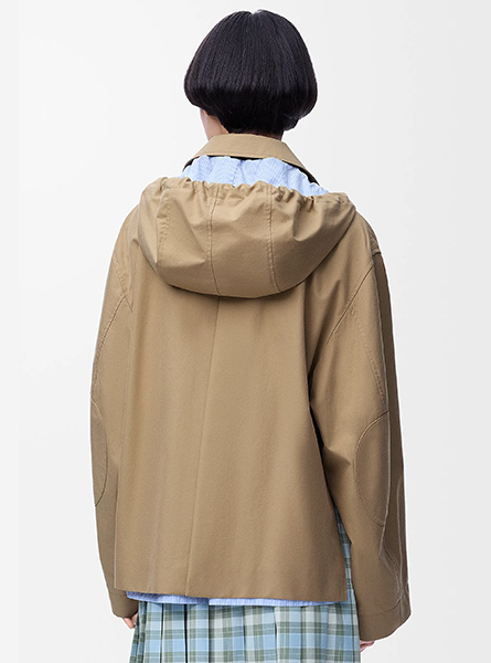LOEWE高仿女装 | 罗意威A货服装  2025早秋LOEWE新款 米色棉质连帽派克大衣