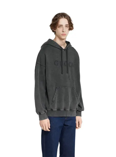 GUCCI高仿男装 | 古驰A货服装  2025早秋GUCCI新款 灰色饰印花双层针织棉卫衣