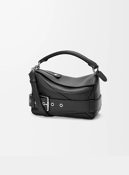 高仿LOEWE包包 小号亮面牛皮革 Puzzle Biker 手袋 王一博✖️ Loewe早秋系列