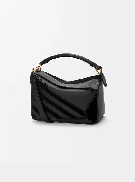 高仿LOEWE包包  小号经典牛皮革和绒面革 Puzzle 手袋 杨幂✖️ Loewe早秋系列