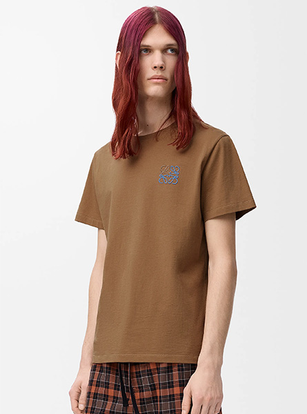 LOEWE高仿男装 | 罗意威A货服装  2025早秋新款 驼色棉质常规版型 T 恤