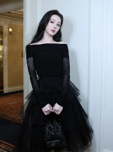高仿DIOR包包 黑色小号 Dior Caro 水桶包 迪丽热巴的CARO