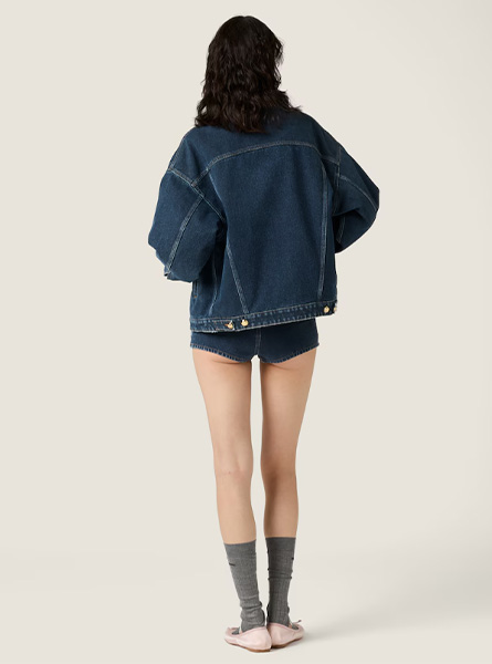 MIUMIU高仿女装 | 缪缪A货服装  2025秋冬MIUMIU新款 蓝色植绒丹宁和丝绒质感夹克
