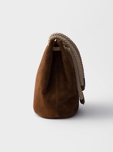 高仿PRADA包包 | A货普拉达女包 2025秋冬PRADA新款 可可棕小号Prada Mariner 绒面皮革水桶包