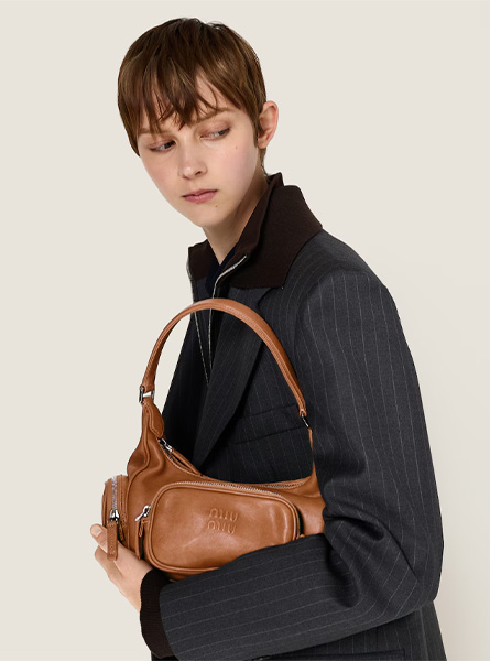 高仿MIUMIU包包 | A货缪缪包包 2025秋冬MIUMIU新款 焦糖色 Pocket Nappa皮革单肩包