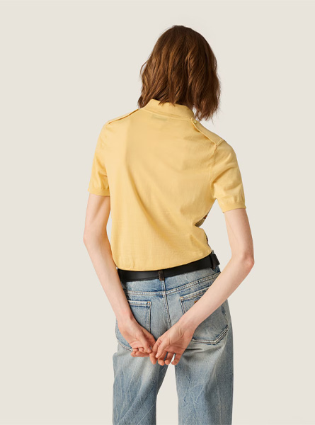 MIUMIU高仿女装 | 缪缪A货服装  2025秋冬MIUMIU新款 香草色 羊毛 Polo 衫