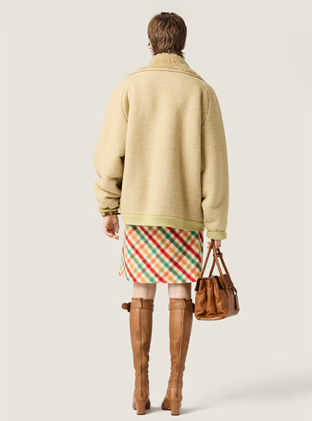 MIUMIU高仿女装 | 缪缪A货服装  2025秋冬MIUMIU新款 豆绿色棉质抓绒拉链夹克