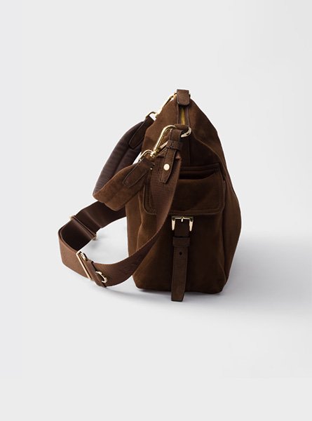 高仿PRADA包包 | A货普拉达女包 2025秋冬PRADA新款 可可棕 Prada Explore 大号绒面皮革手袋