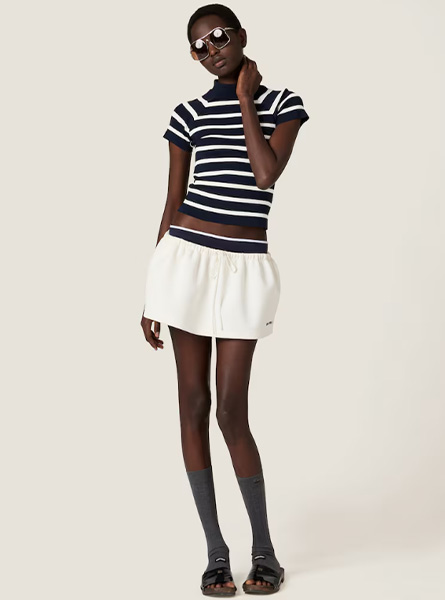MIUMIU高仿女装 | 缪缪A货服装  2025秋冬MIUMIU新款 蓝色条纹高领毛衣