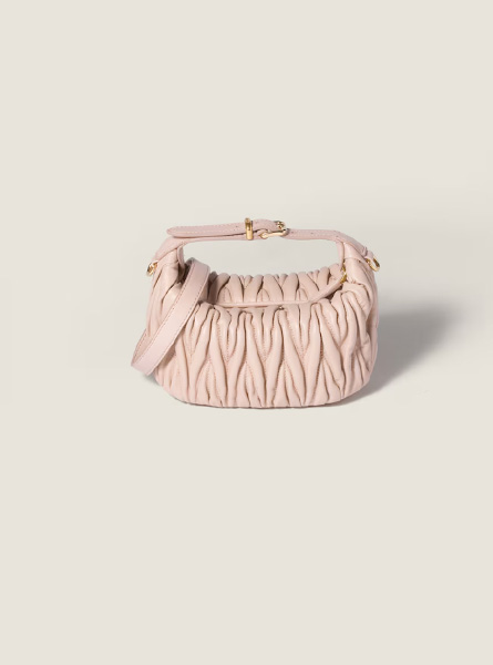 高仿MIUMIU包包 | A货缪缪包包 2025秋冬MIUMIU新款 裸粉色 Matelassé Nappa皮革小袋