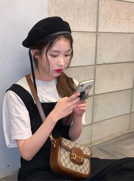 高仿GUCCI包包 Gucci Horsebit 1955系列中号肩背包 韩剧女主IU同款