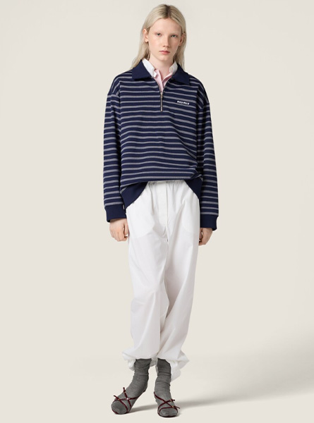 MIUMIU高仿女装 | 缪缪A货服装  2025秋冬MIUMIU新款  蓝色条纹拉链Polo衫