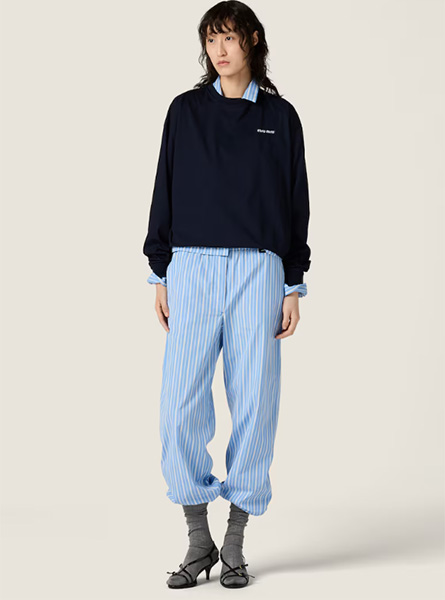 MIUMIU高仿女装 | 缪缪A货服装  2025秋冬MIUMIU新款 蓝色长袖平纹针织T恤