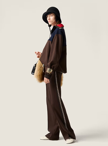 MIUMIU高仿女装 | 缪缪A货服装  2025秋冬MIUMIU新款 可可棕 织物针织缝合裤