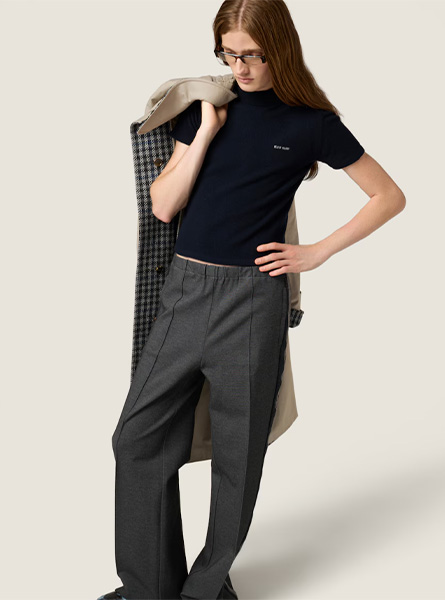 MIUMIU高仿女装 | 缪缪A货服装  2025秋冬MIUMIU新款 蓝色羊绒毛衣