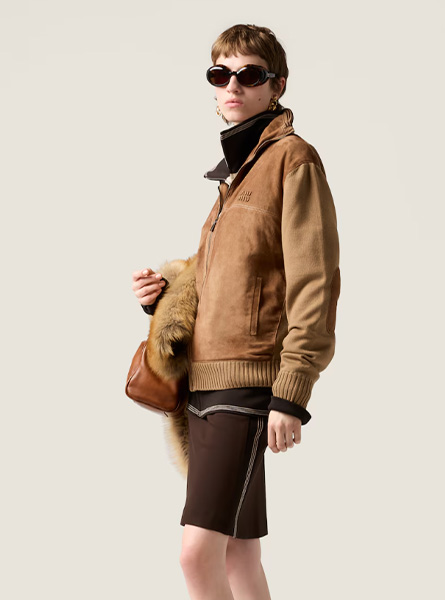 MIUMIU高仿女装 | 缪缪A货服装  2025秋冬MIUMIU新款 肉桂色 羊毛和皮革拉链开衫