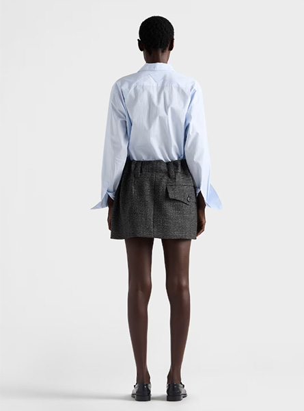 PRADA高仿女装 | 普拉达 A货服装  2025秋冬PRADA新款 星际蓝色 Fil-à-fil 衬衫