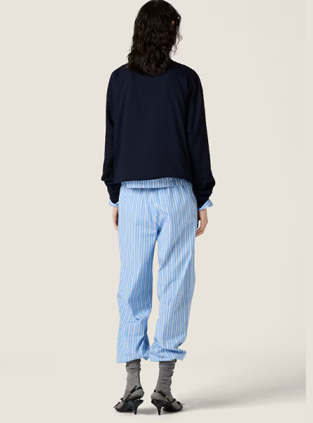 MIUMIU高仿女装 | 缪缪A货服装  2025秋冬MIUMIU新款 蓝色长袖平纹针织T恤