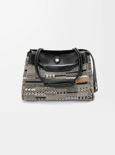 高仿LOEWE包包 中号编织织物 Madrid 手袋 惠英红同款包包