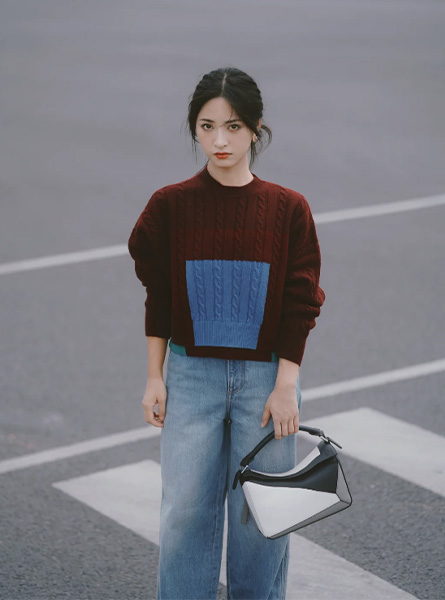 高仿LOEWE包包 小号纳帕牛皮革 Puzzle 手袋 沈月同款包包