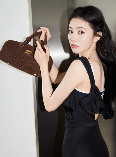 高仿MIUMIU包包 刘浩存同款包包