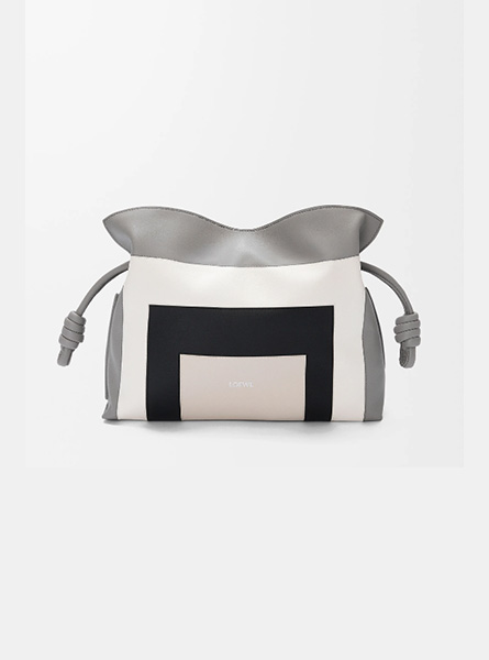 高仿LOEWE包包 中号纳帕牛皮革 Flamenco 手拿包 陈都灵 | SuperELLE9月刊大片