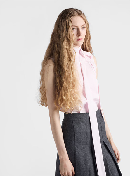 PRADA高仿女装 | 普拉达 A货服装  2025秋冬PRADA新款 刺绣府绸质感上衣