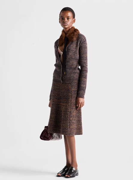 PRADA高仿女装 | 普拉达 A货服装  2025秋冬PRADA新款 羊毛和羊绒针织裙