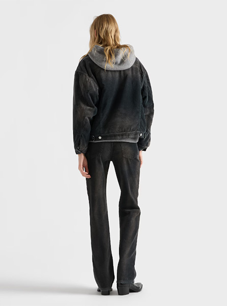 PRADA高仿女装 | 普拉达 A货服装  2025秋冬PRADA新款 灯芯绒五袋长裤