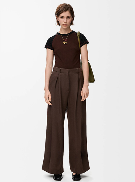 LOEWE高仿女装 | 罗意威A货服装  2025秋冬新款 小廓形棉质混纺 T 恤